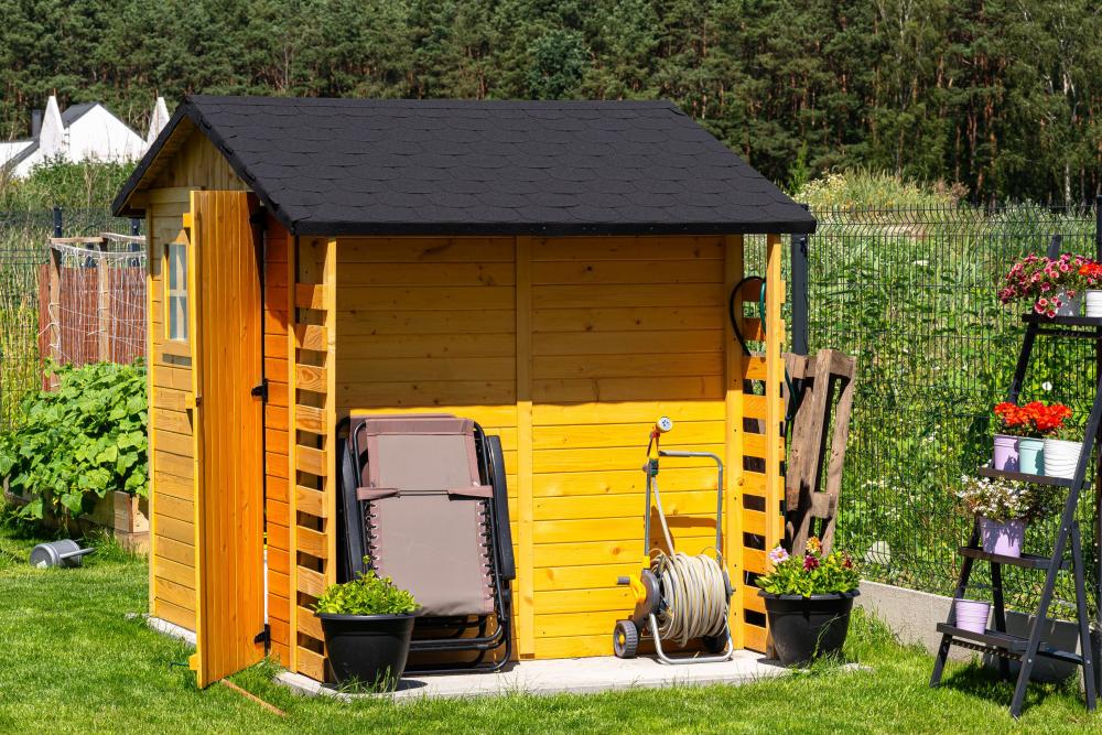 timber shed black felt shingle roof