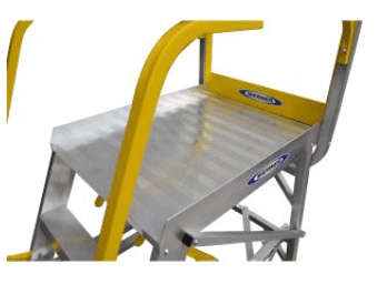 Werner Fibreglass Swingback Stepladder with Lock-In Accesory System
