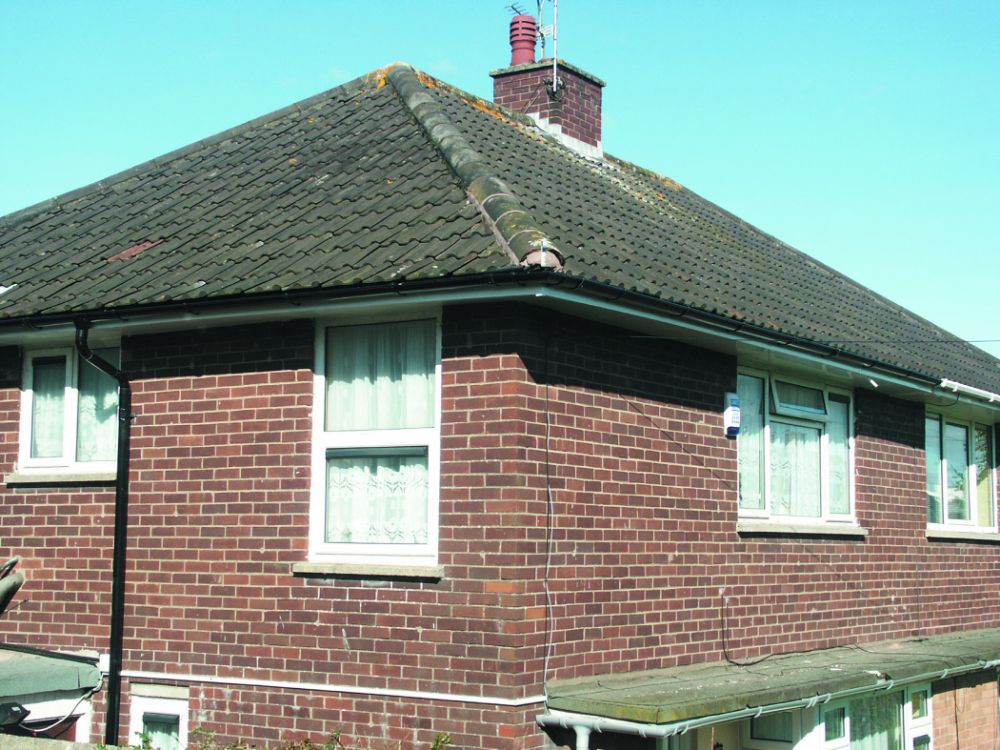 Lindab Steel Guttering - External Welded Gutter Angle
