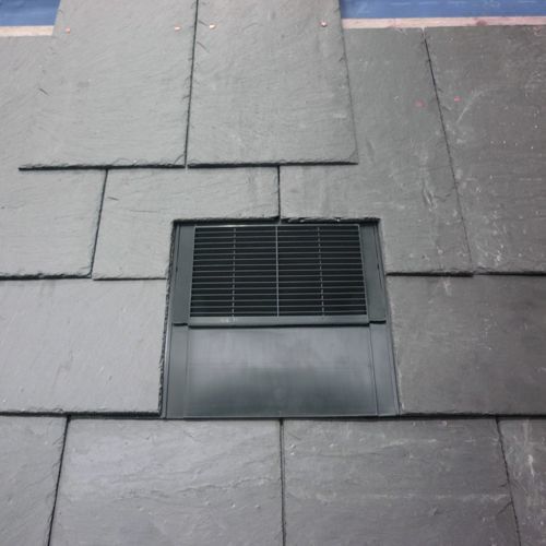 Klober Uni-Line Slate Vent - 6500mm2 (Box of 10) Klober Uni-Line Slate Vent - 6500mm2 (Box of 10)