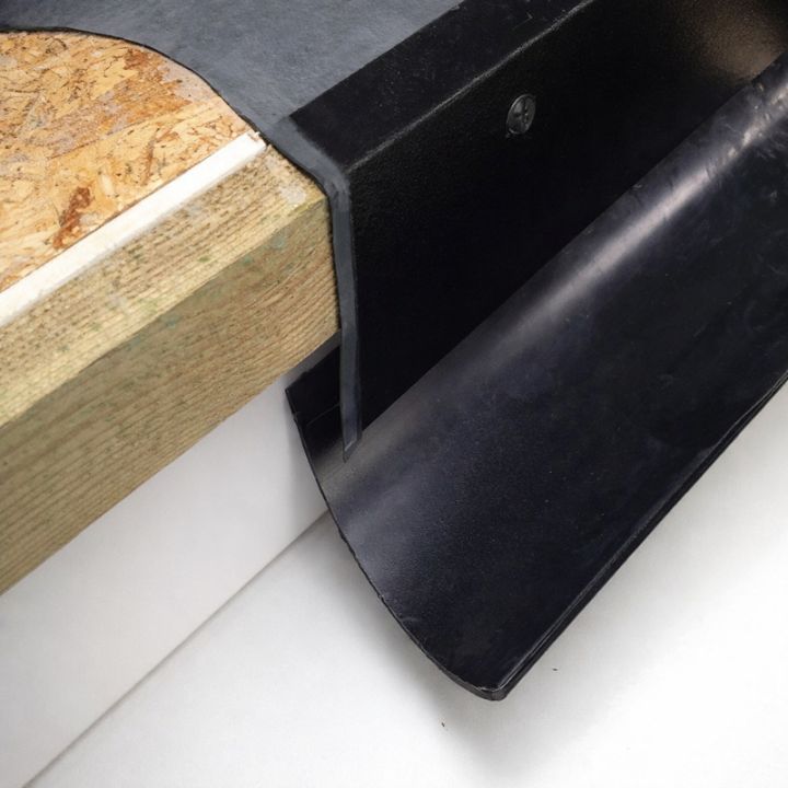 Sure Edge - Metal Wall Flashing Trim For Rubber Roofing - 2m Sure Edge - Metal Wall Flashing Trim For Rubber Roofing - 2m