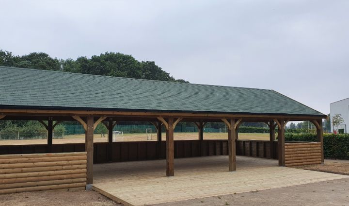 Superior Products Super Square Bitumen Roof Shingles - 2.42m2 Superior Products Super Square Bitumen Roof Shingles - 2.42m2