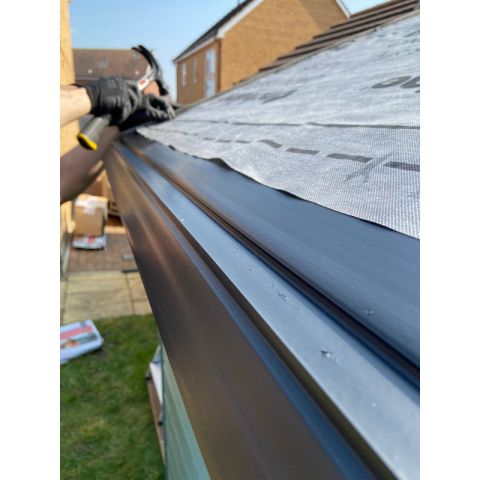 Onduline Eaves Tray - 1500mm (Black)