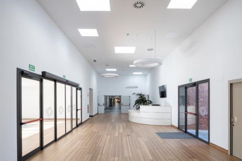Coxdome Classic Polycarbonate Rooflight with 150mm Splayed Kerb Coxdome Classic Polycarbonate Rooflight with 150mm Splayed Kerb