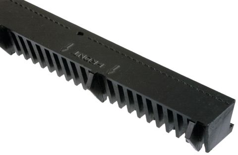 Corovent - 1m Heavy Duty Overfascia Vent with 10mm Air Gap