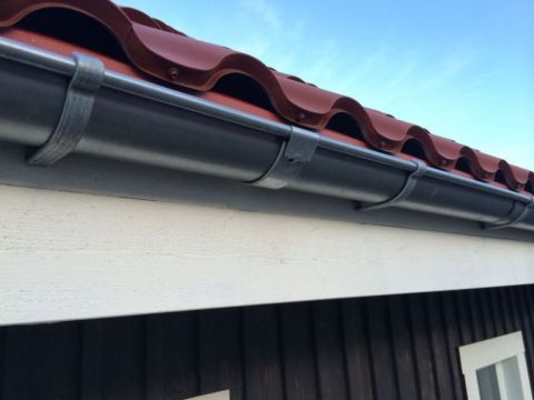 Lindab Steel Guttering - Gutter Joint with Rubber Seal - Magestic Galvanised