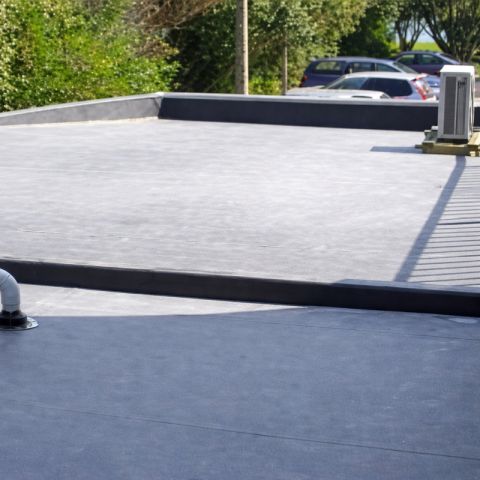 DuoPly - Fleece Reinforced EPDM 2.6mm Thick - Roll Size 1.525m x 12.19m (18.58m2 Roll) DuoPly - Fleece Reinforced EPDM 2.6mm Thick - Roll Size 1.525m x 12.19m (18.58m2 Roll)