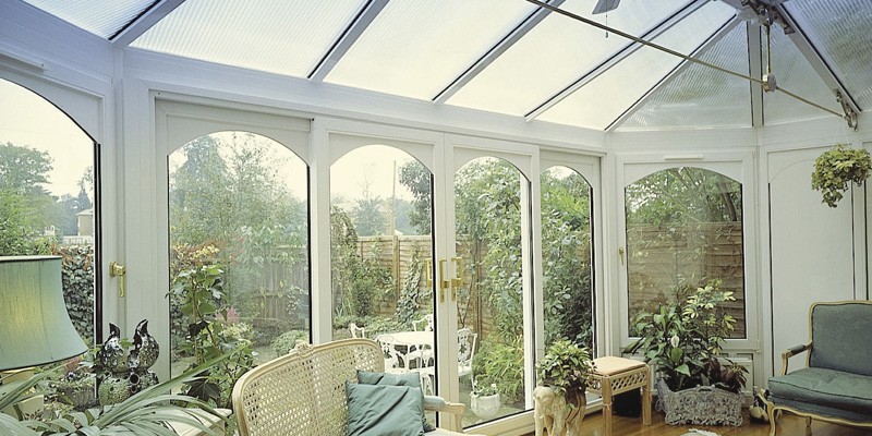 5 Proven Ways to Cool Your Conservatory