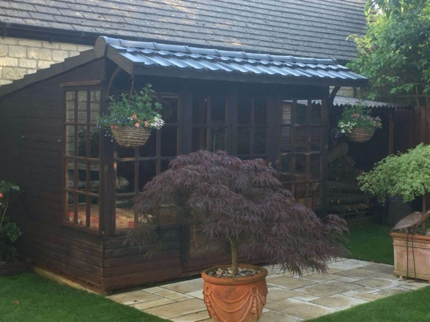 Lightweight Tiles Budget Summer House Lightweight Tiles Budget Summer House