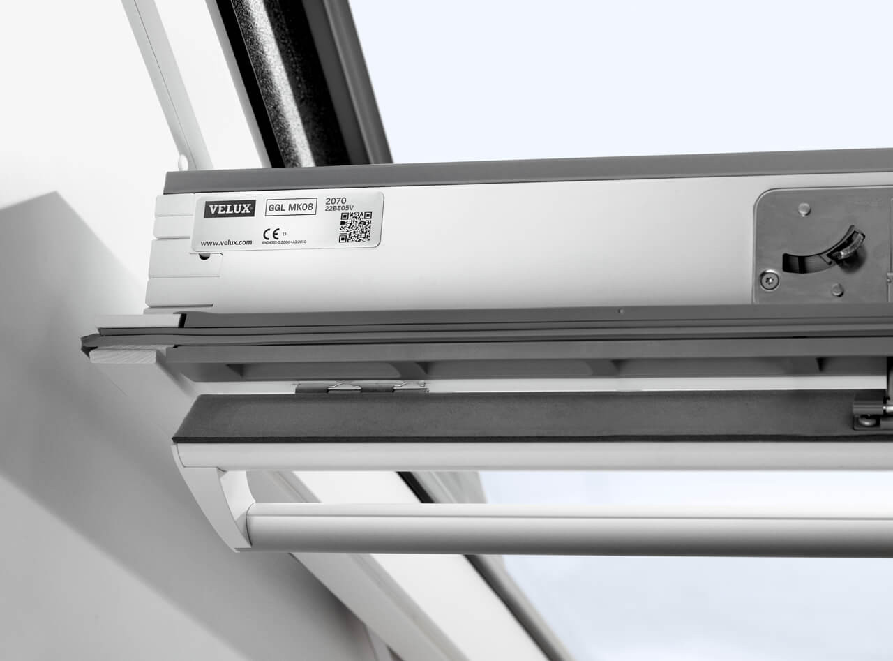 VELUX Centre Pivot Roof Windows Roofing Megastore