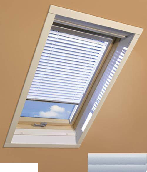 Fakro - AJP II 165 - Standard Manual Venetian Blind - Silver Fakro - AJP II 165 - Standard Manual Venetian Blind - Silver