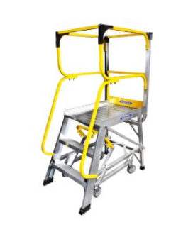 Werner Fibreglass Swingback Stepladder with Lock-In Accesory System
