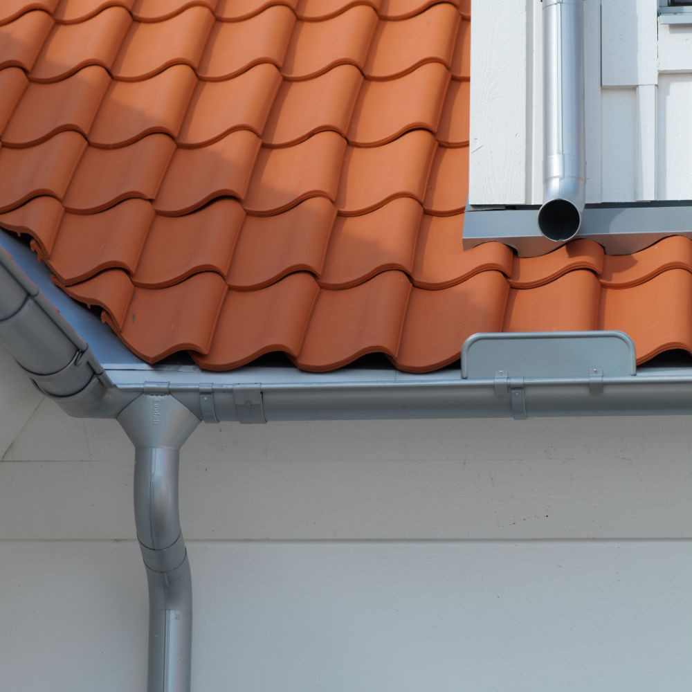 Lindab Steel Guttering Corner Overflow Protector