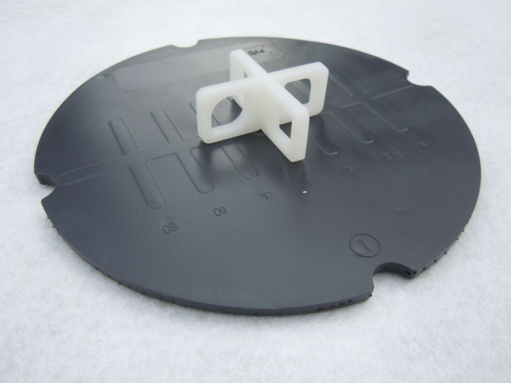 Wallbarn - Rubber Pad and Cross Spacers Wallbarn - Rubber Pad and Cross Spacers