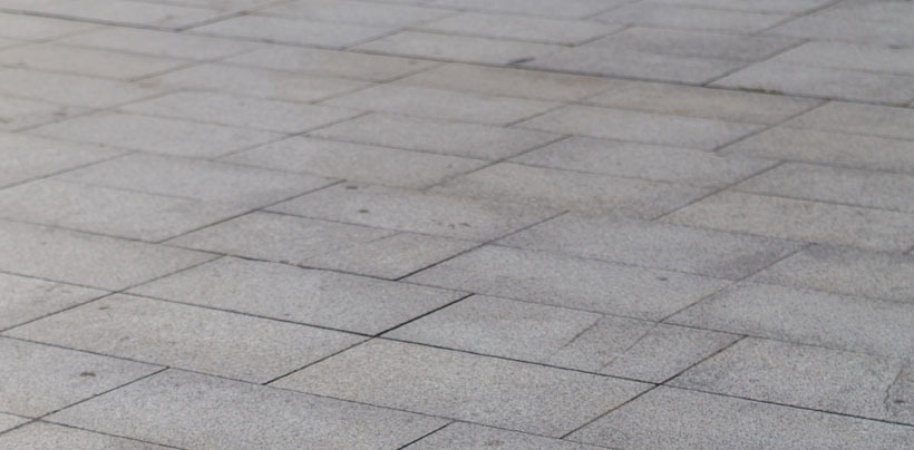 Grey garden patio slabs